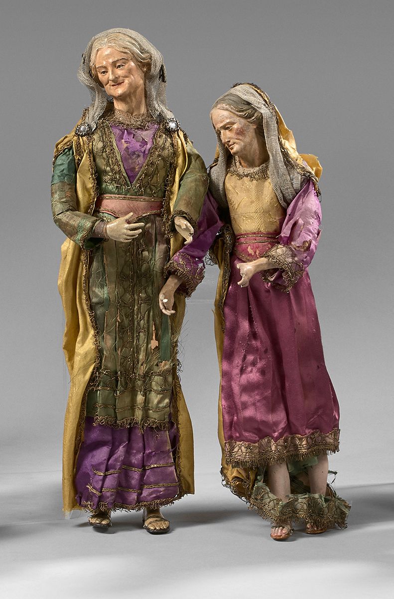 Null Due donne anziane in terracotta policroma.
Altezza: 38 e 43 cm