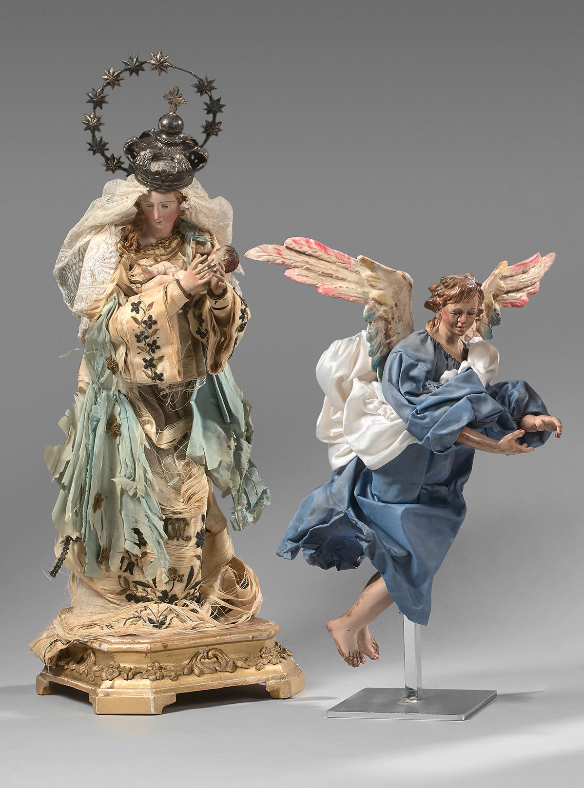 Null Grande statuetta in legno policromo della Vergine col Bambino coronata di s&hellip;