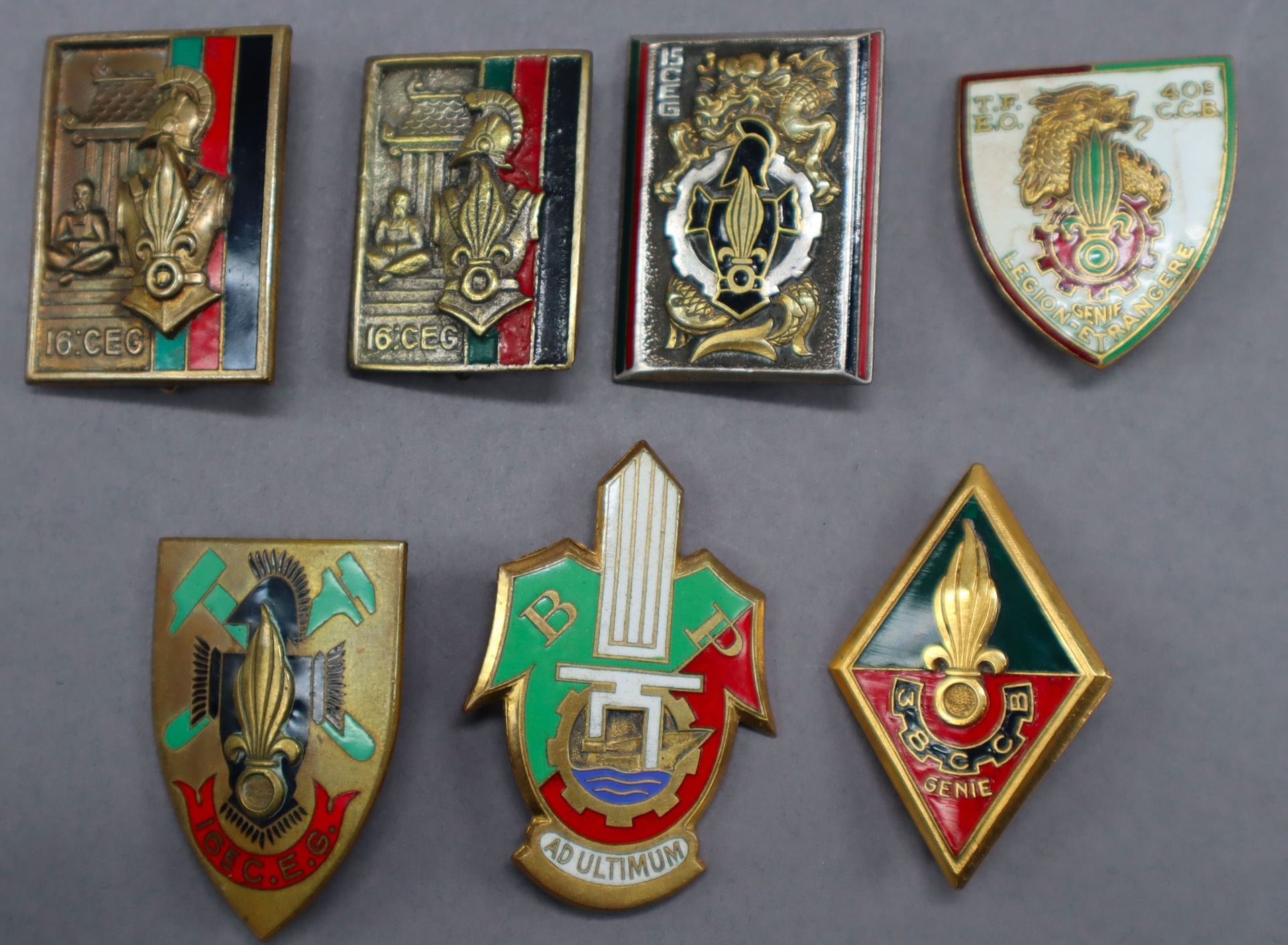 Null Légion étrangère - Unités du génie de la Légion étrangère, 7 insignes : 15e&hellip;
