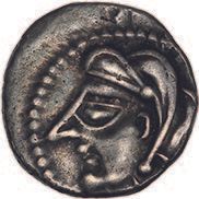 Null BITURIGES CUBI (Bourges region)
Silver denarius. 1,91 g.
Stylized head on t&hellip;