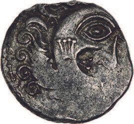 Null ABRINCATUI (regione di Avranches)
Statere d'argento con lira. 6,45 g.
Testa&hellip;