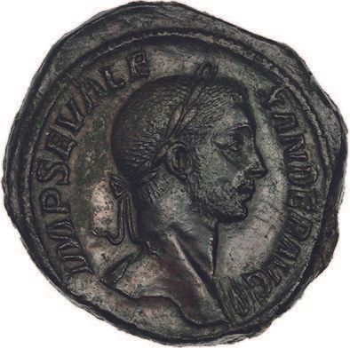 Null ALEXANDER SEVERE (222-235)
Sesterce.罗马（229）。
他的桂冠半身像在右边。
R/ 亚历山大在一个四角形的右侧步伐&hellip;