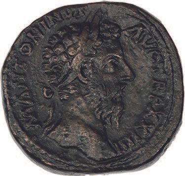Null MARC AURÈLE (161-180)
Sesterce. Rome (170).
Sa tête laurée à droite.
R/ Mar&hellip;