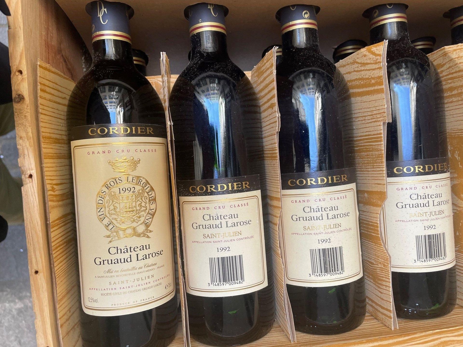 Null Doce botellas Château Dauzac Margaux, 1989 (caja de madera)
