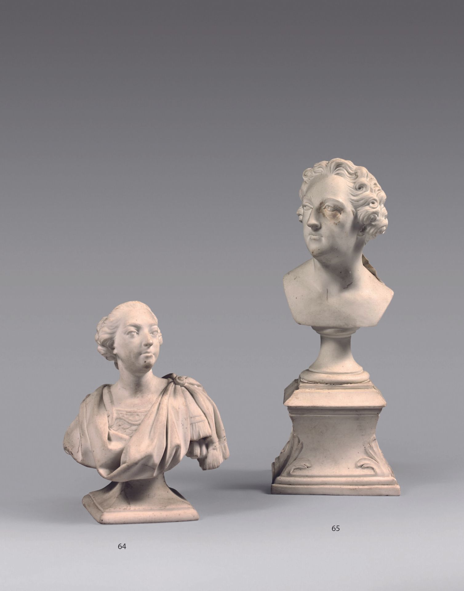 Null SÈVRES. 
BUST OF LOUIS XV in cookie on base. 
18th century. 
Height : 12 cm