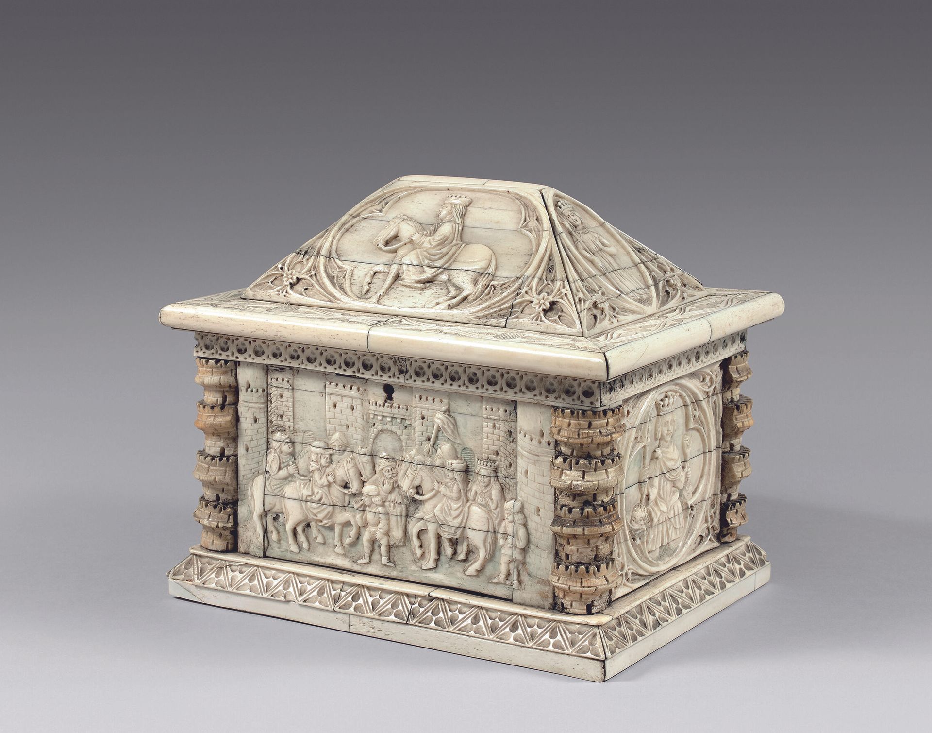 Null Rectangular box, composed of carved and engraved bone plates in low relief &hellip;