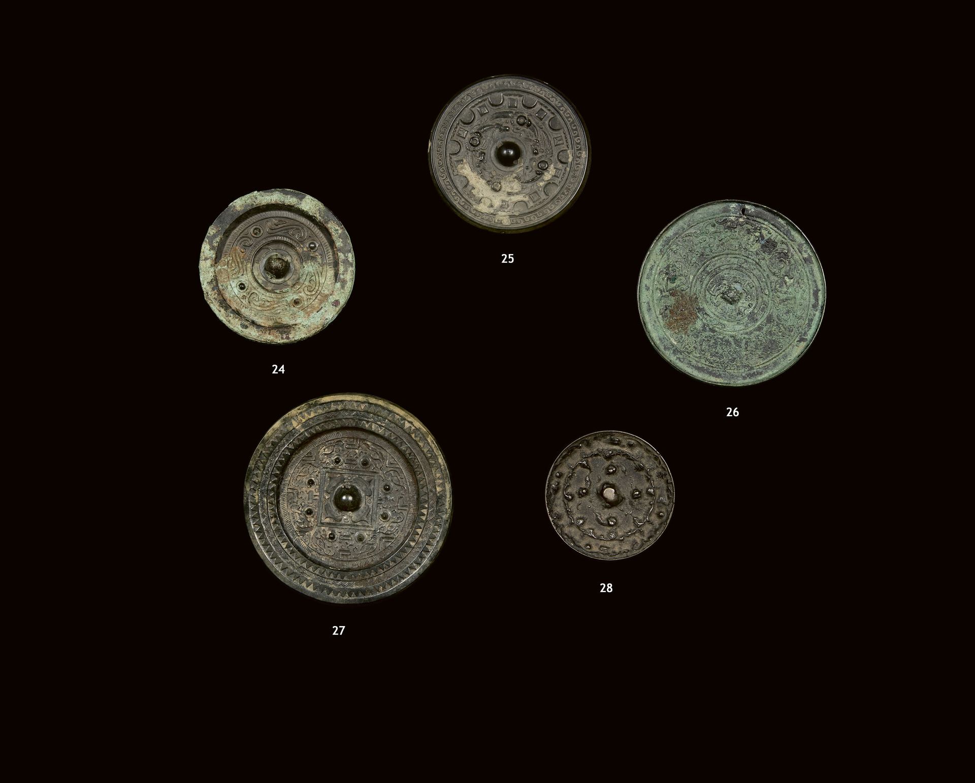 Null CHINA - Späte Han-Dynastie (206 v. Chr. - 220 n. Chr.)
Grün patinierter Bro&hellip;