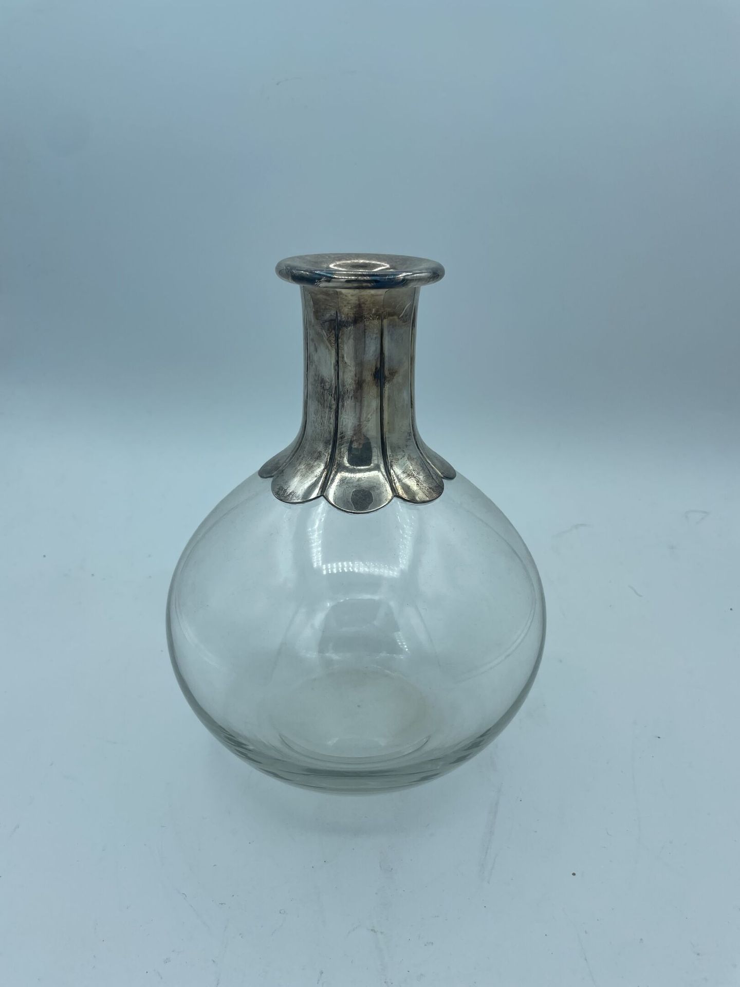 Null Four decanters