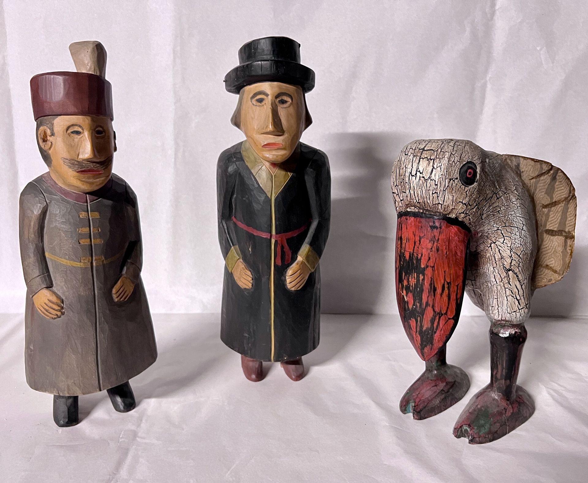 Null Obra rusa de hacia 1960'.
Dos figuras en madera tallada y pintada
Altura 34&hellip;