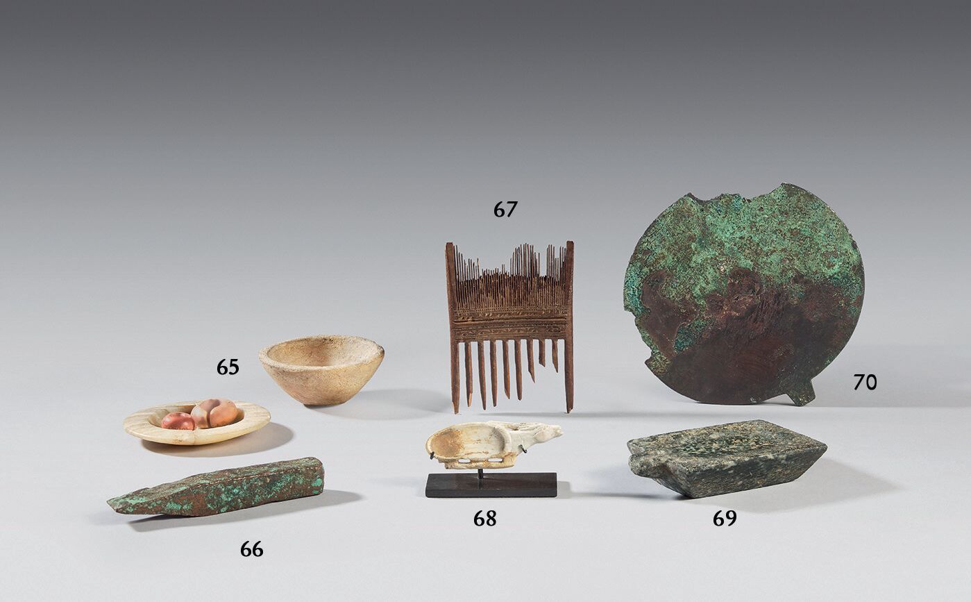 Null Espejo discoidal. 
Bronce o aleación de cobre. 
Egipto, Reino Medio. 
Altur&hellip;