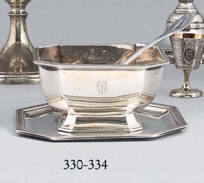 Null Sauceboat in plain silver 950 thousandths, monogrammed, octagonal shape, st&hellip;