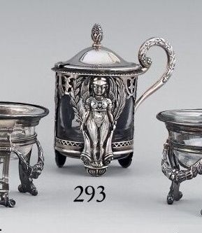 Null Covered mustard pot with handle, set in 950 thousandths openwork silver dec&hellip;