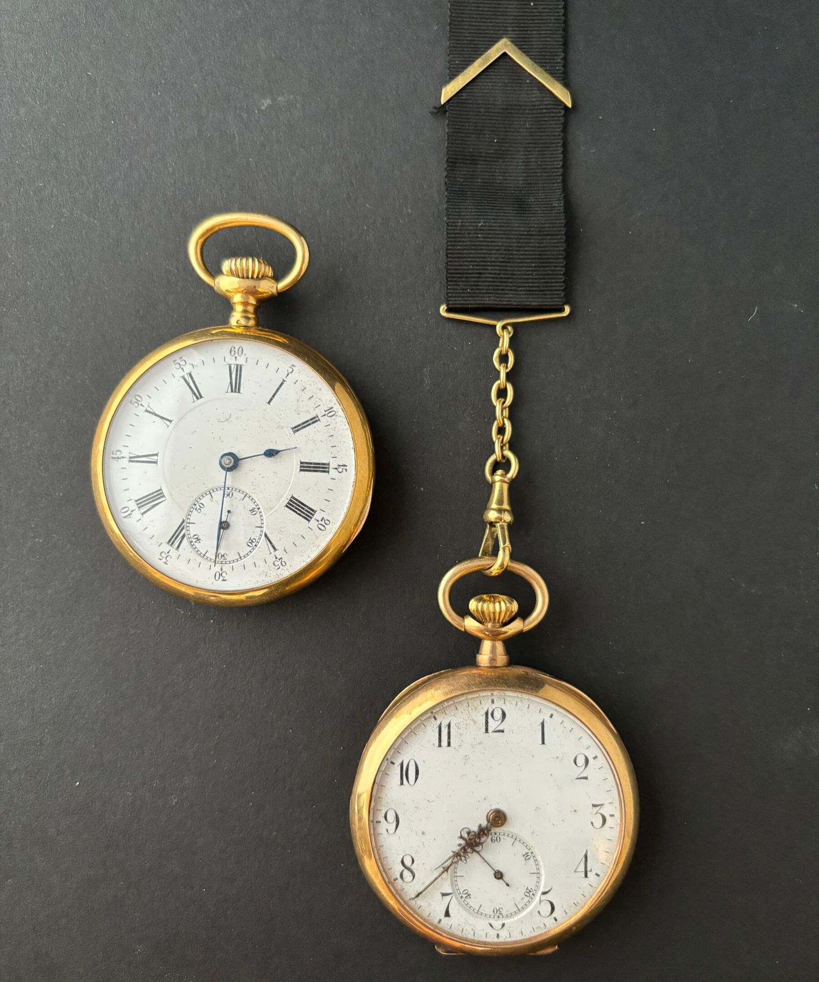 Null Two 750 thousandths yellow gold pocket watches with pendant winding, white &hellip;
