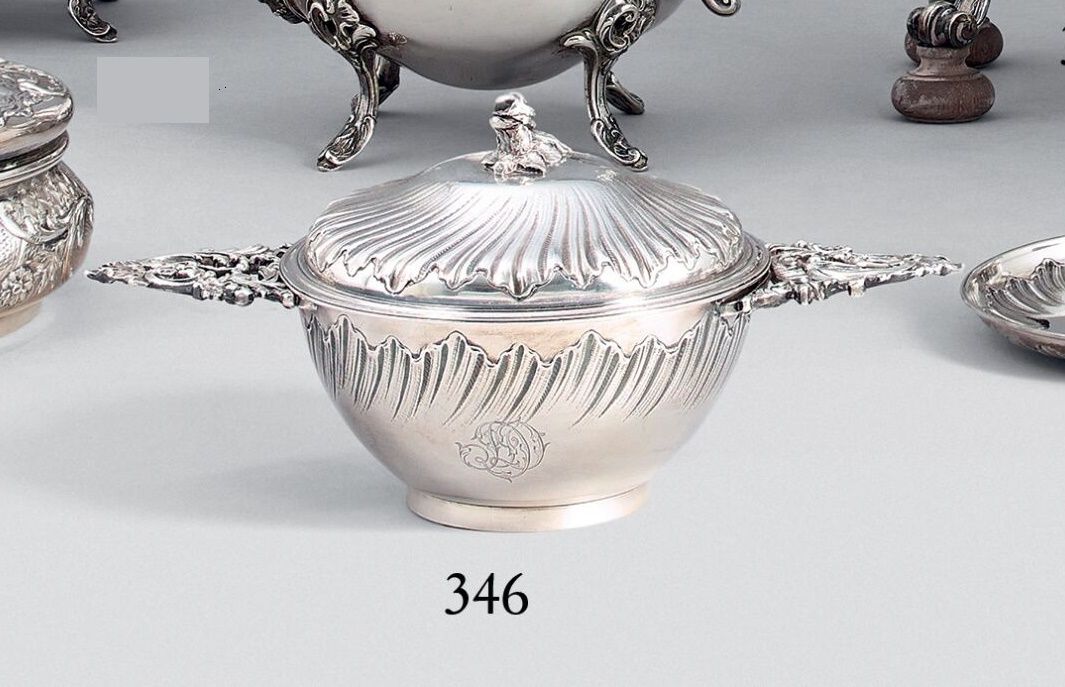 Null Covered silver Bouillon 950 thousandths with repoussé decoration of waves, &hellip;