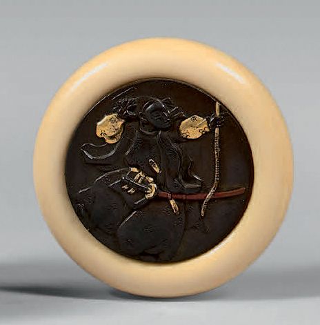 JAPON - Époque EDO (1603-1868) 
KAGAMIBUTA, le bol en ivoire, la plaque en shibu&hellip;