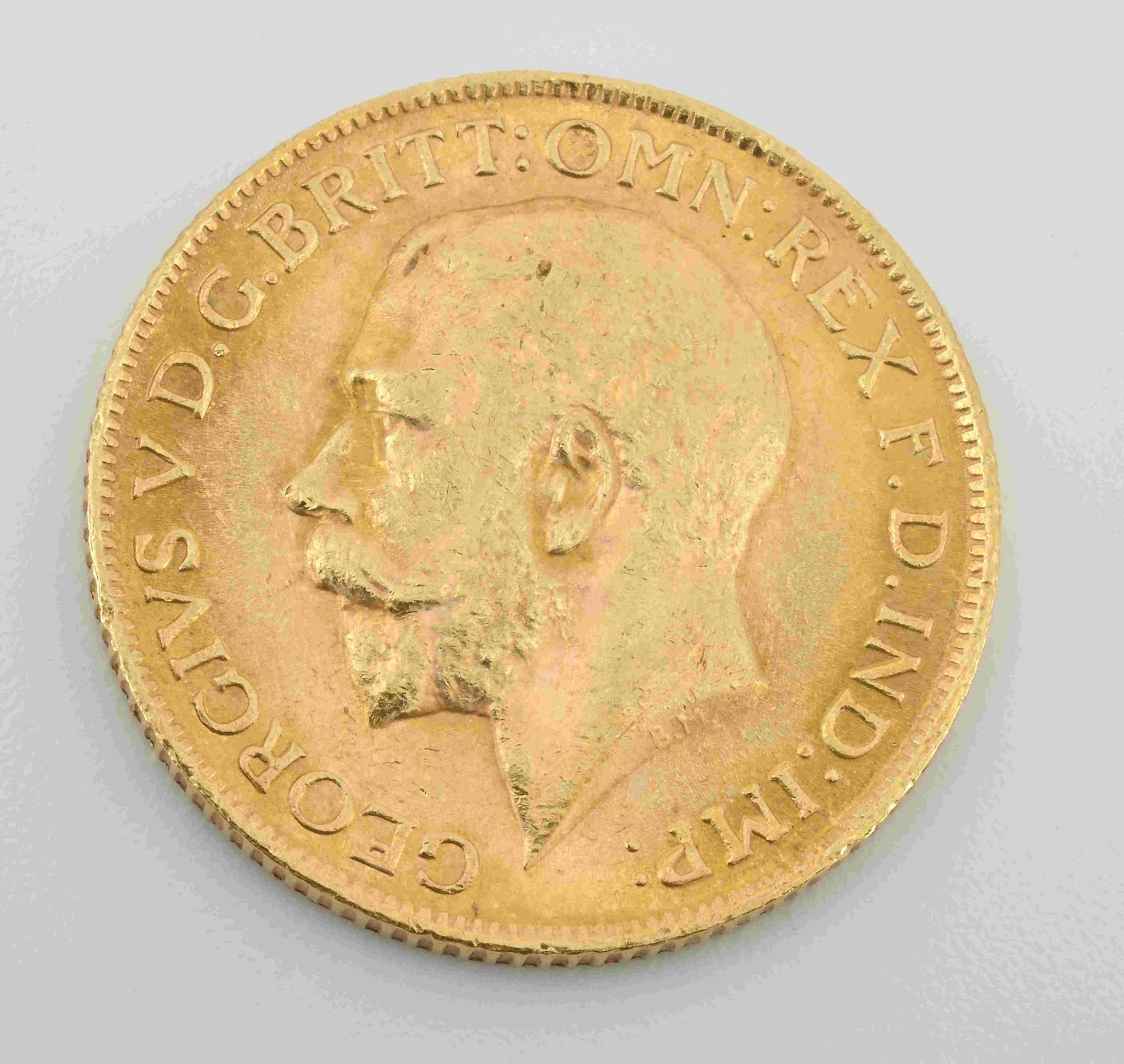 Null Sovrano Giorgio V 1913 in oro 916°°°
Buono stato. PN : 7,97 g.
Proprietà co&hellip;