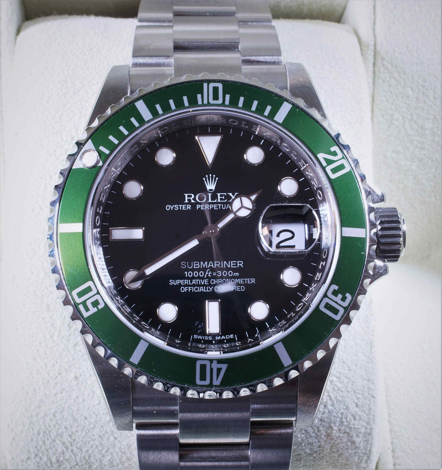 Null 
ROLEX Oyster Perpetual Date SUBMARINER. Réf. 16610LV « Kermit » N° V333514&hellip;