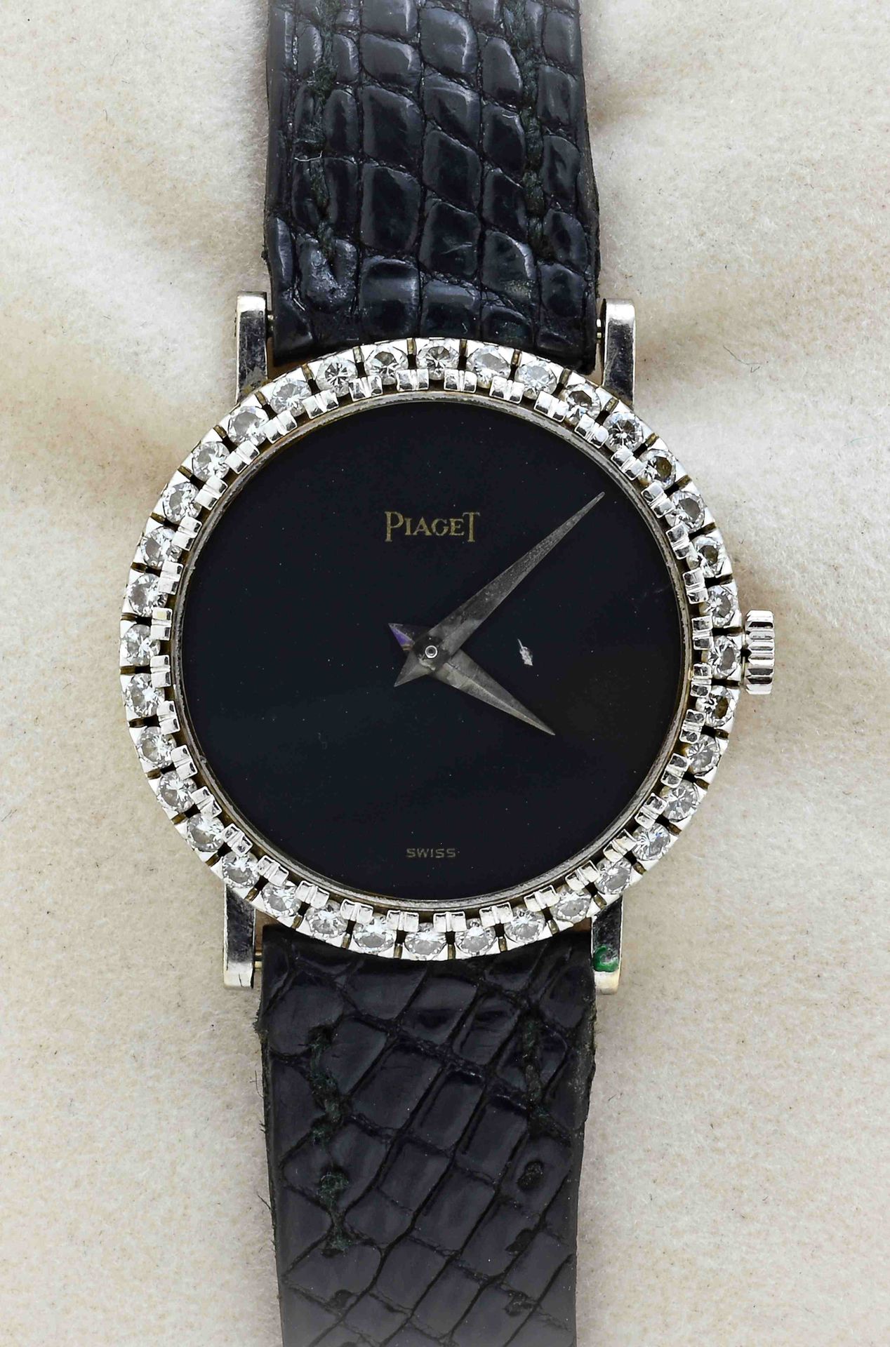 Null 
PIAGET. Ladies' watch, round case 24 mm, in white gold 750°°°°.

Ref. 926 &hellip;