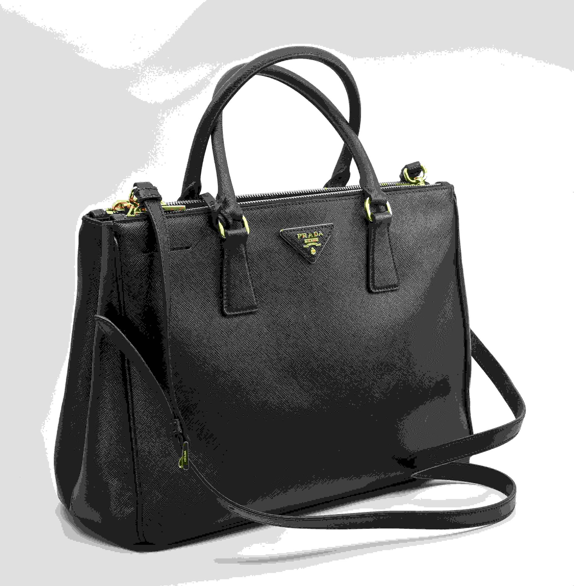 Null 
PRADA. GALLERIA bag in black grained leather, 

Dimensions about 24 x 32 c&hellip;