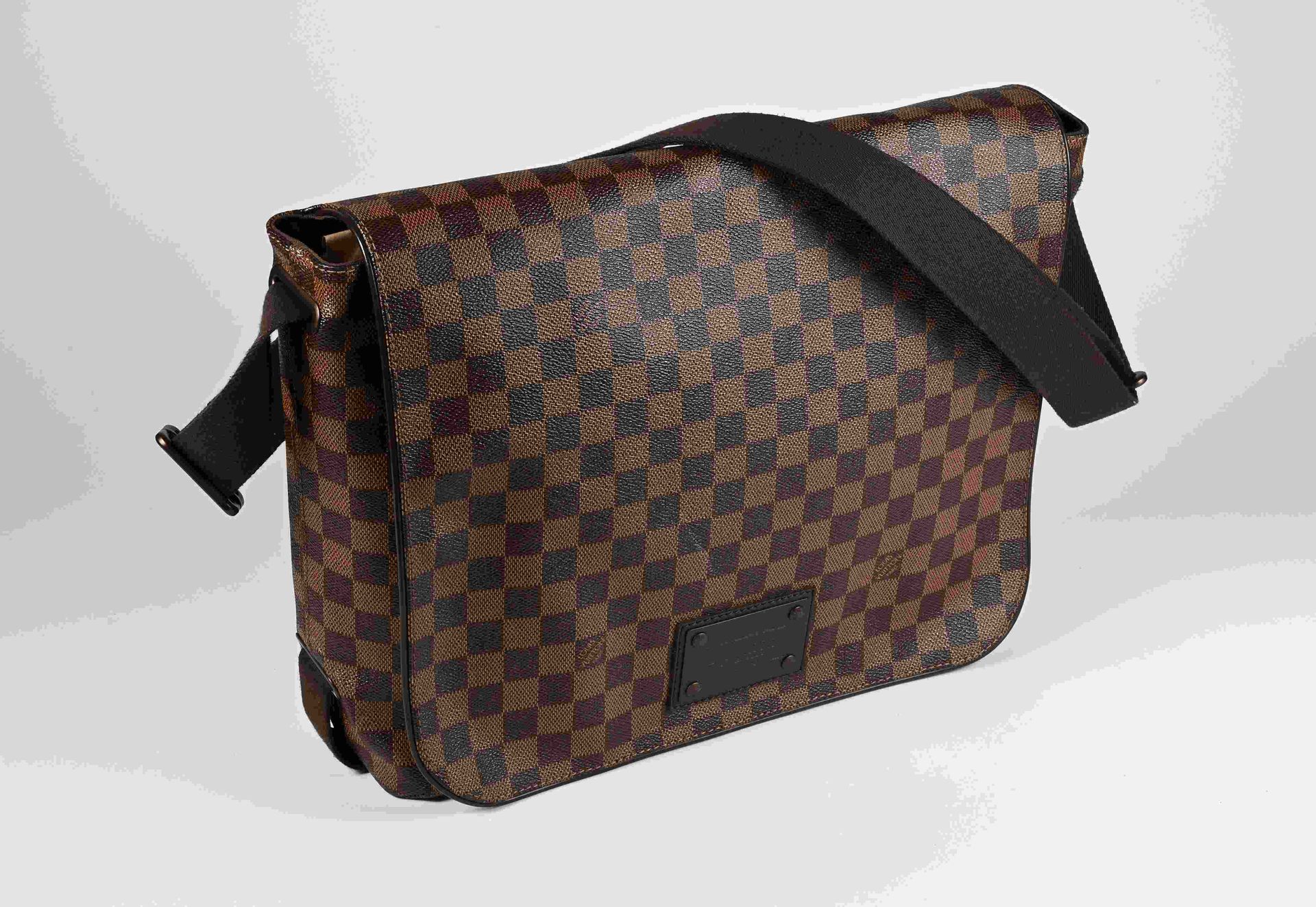 Null 
Louis VUITTON. BROOKLYN shoulder bag made of ebony checkerboard canvas and&hellip;
