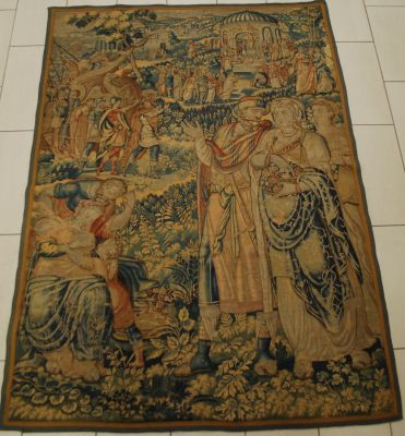 Bruxelles début 18e. Tapestry with small stitches: Aeneas' story.

Size: 240 x 1&hellip;