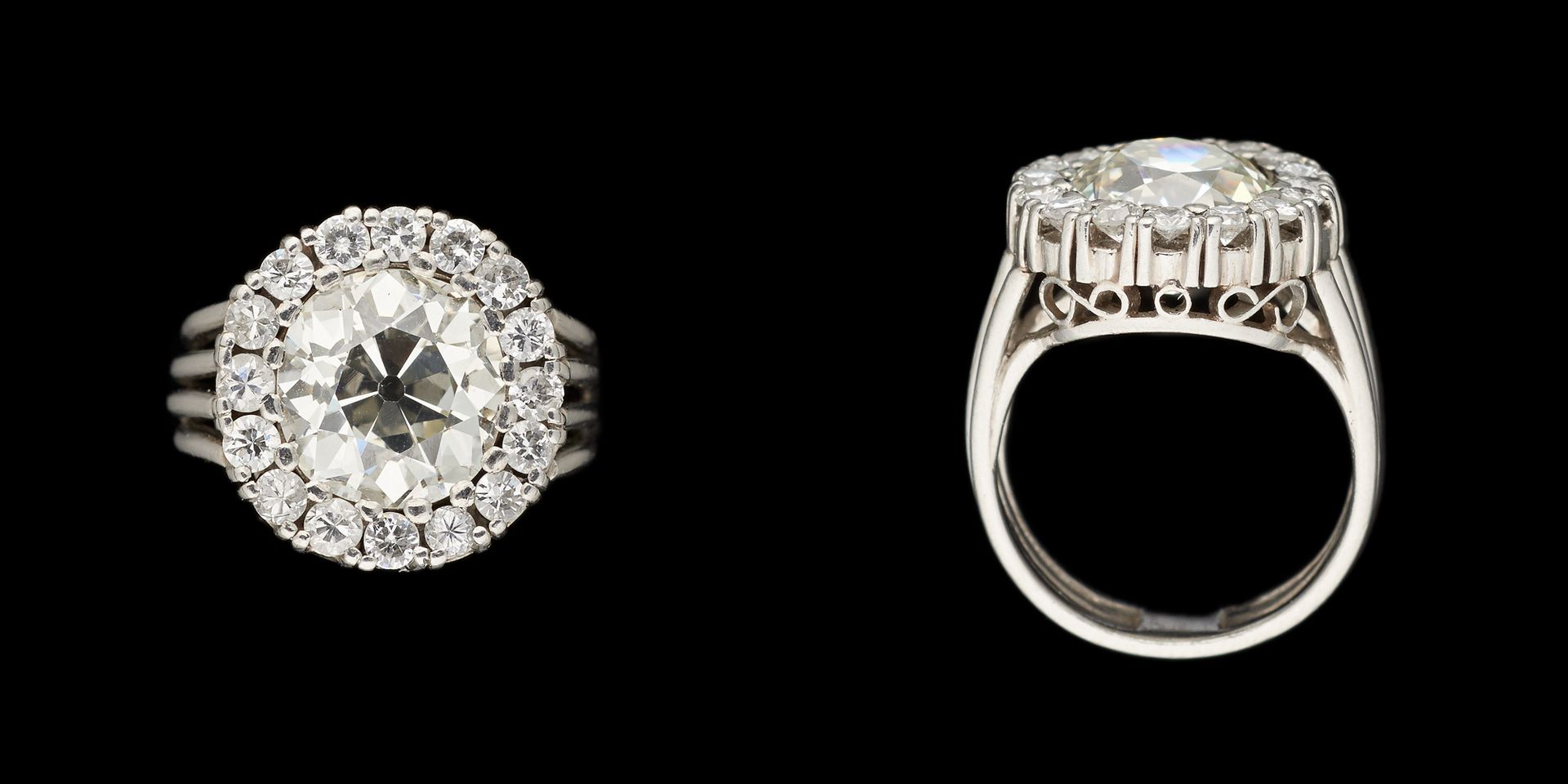 Joaillerie. 宝石：铂金戒指，镶有+/- 3.40克拉的老式切割钻石和+/- 1.20克拉的老式切割钻石。

手指大小：+/- 50。

见插图。