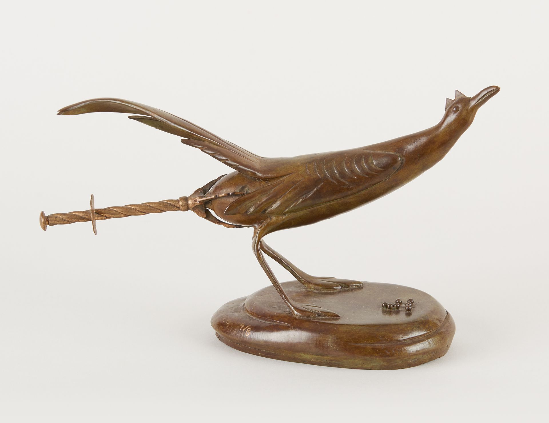 Daniel SPOERRI École suisse-roumaine (1930) 青铜雕塑："从屁股里掏出鸡蛋"。

签名：D.Spoerri，铸造厂印章&hellip;