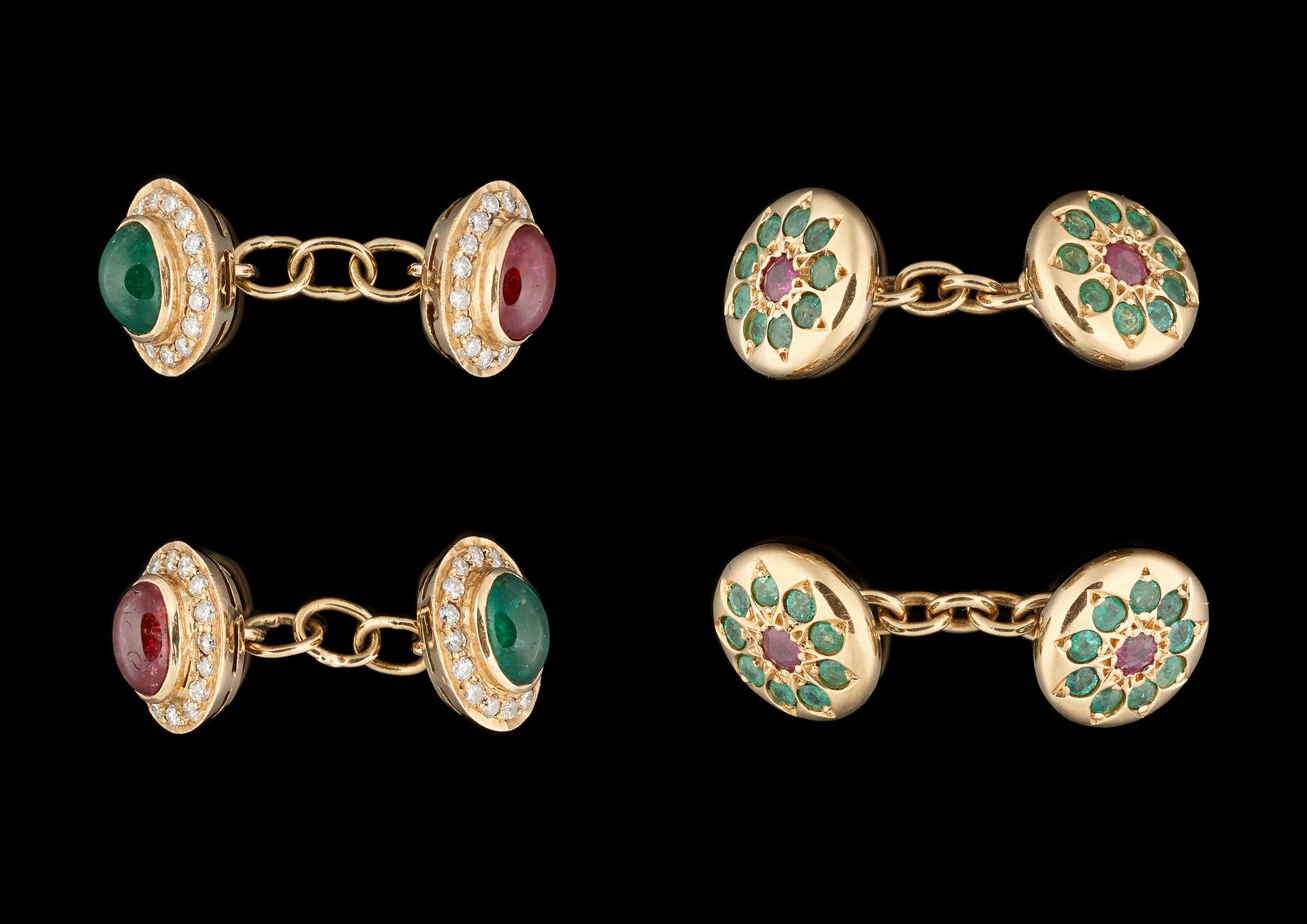 Joaillerie. 珠宝：由两对镶有红宝石、绿宝石和钻石的黄金袖扣组成的拍品。