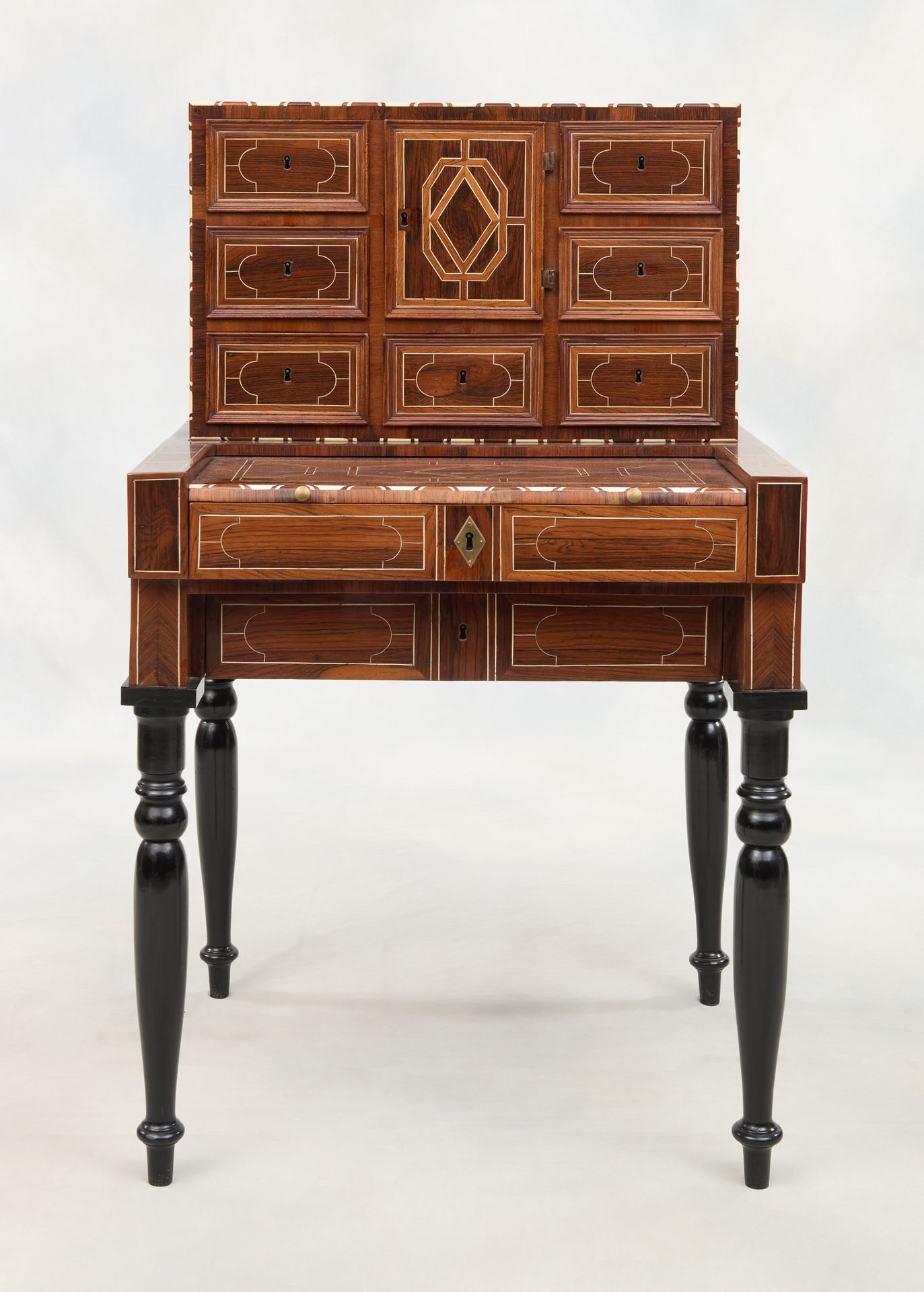 Travail mosan début 19e. Piece of furniture: Scriban in walnut veneer and ivory &hellip;