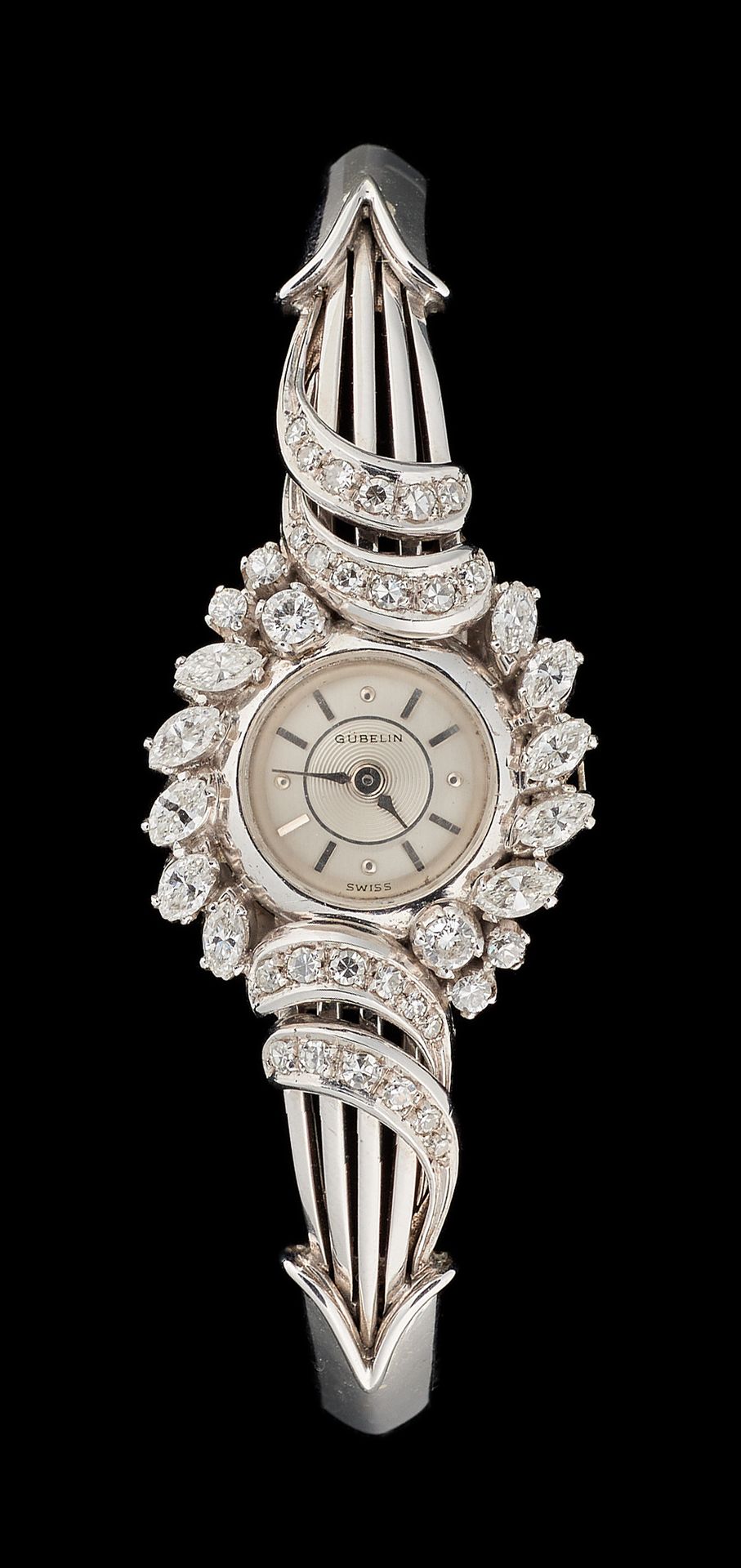 GÜBELIN. 钟表：白金女士腕表，镶嵌不同大小的钻石，重量为+/-1.60克拉，上链机芯。

Gubelin品牌，在其原始的箱子里。

毛重：25克。

需&hellip;