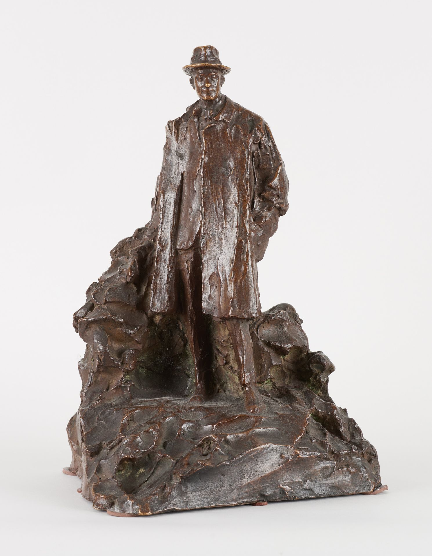 Michele VEDANI École italienne (1874-1969) Sculpture en bronze à patine brune nu&hellip;