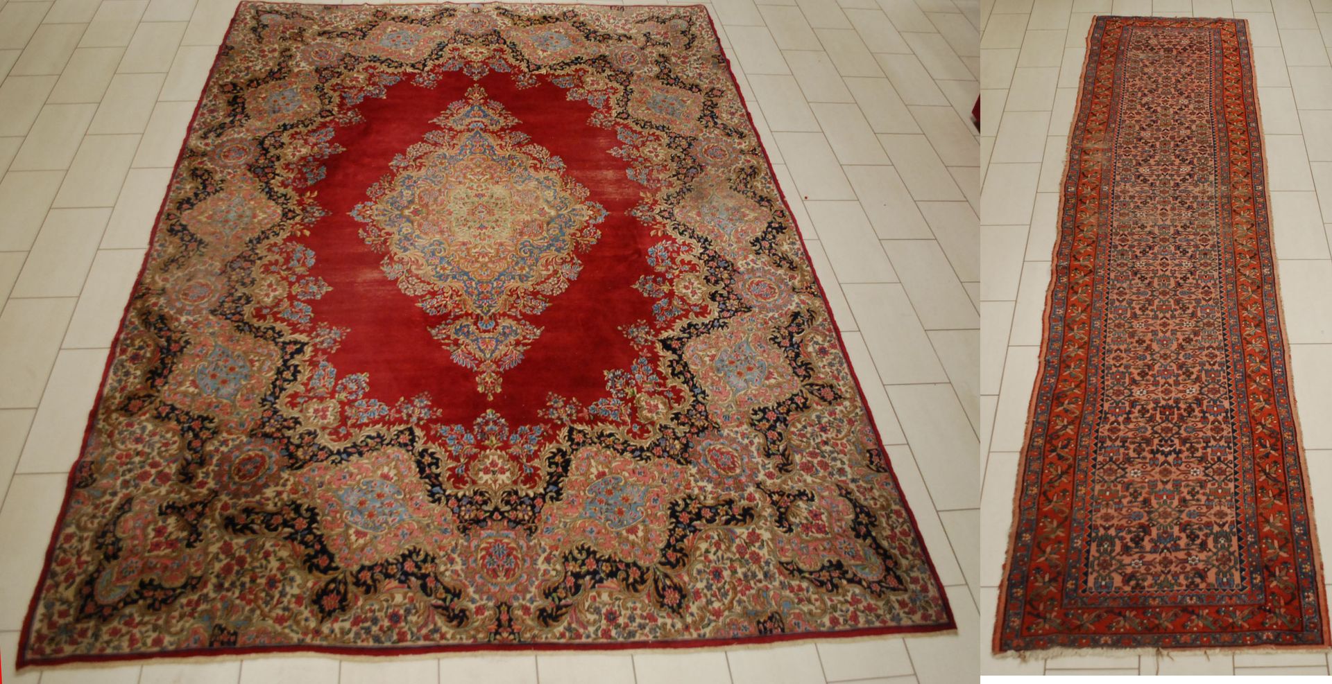 Tapis Mahal et Kirman. 地毯：这批地毯包括一张马哈尔走廊地毯（破旧）和一张柯曼地毯。

尺寸：491 x 115和423 x 296厘米。