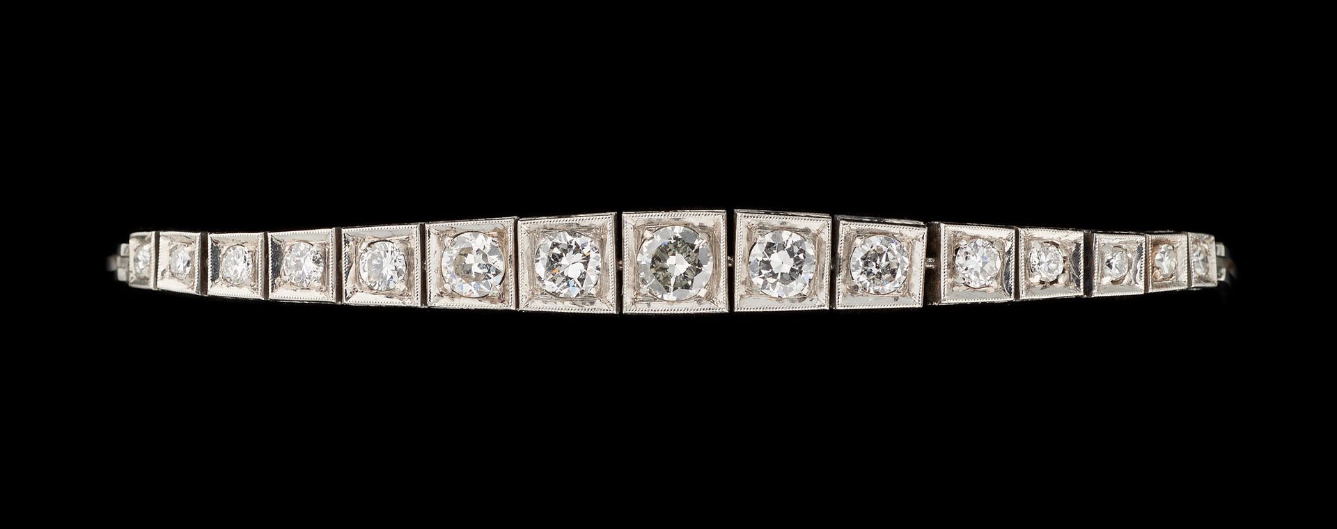 Circa 1935 Joya: Pulsera de platino decorada con diamantes talla brillante de +/&hellip;