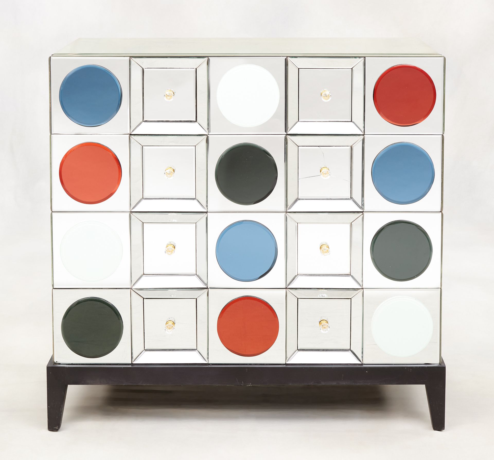 Olivier DE SCHRIJVER École belge (1958) Piece of furniture: Chest of four drawer&hellip;