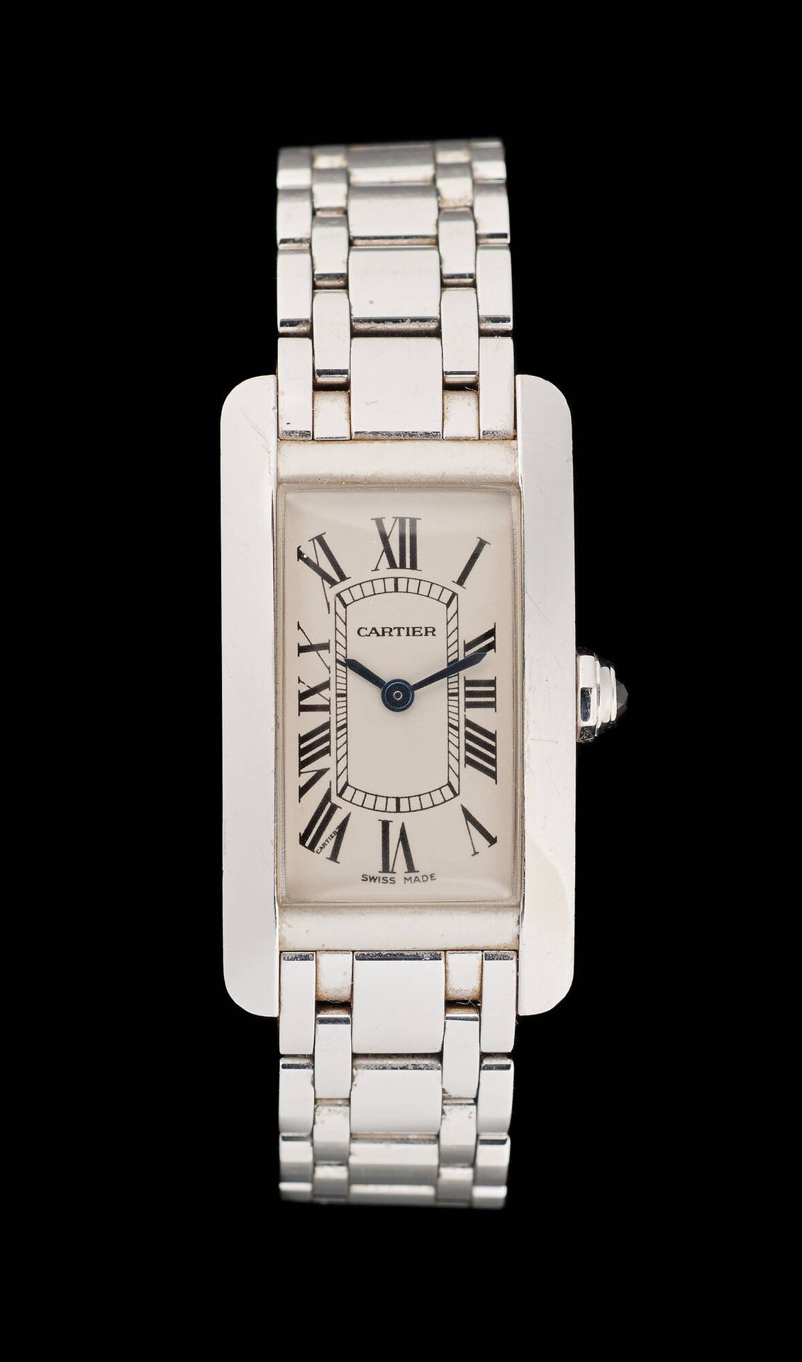 Cartier. Horlogerie: Montre-bracelet de dame à quartz en or blanc, modèle "Tank &hellip;