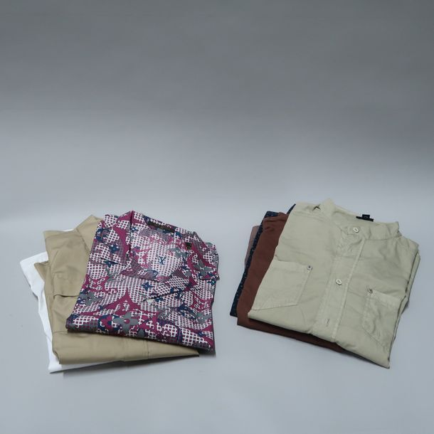 Null Lot de 7 chemises (Balenciaga, Louis Vuitton, D&G, Jean paul Gaultier...)

&hellip;