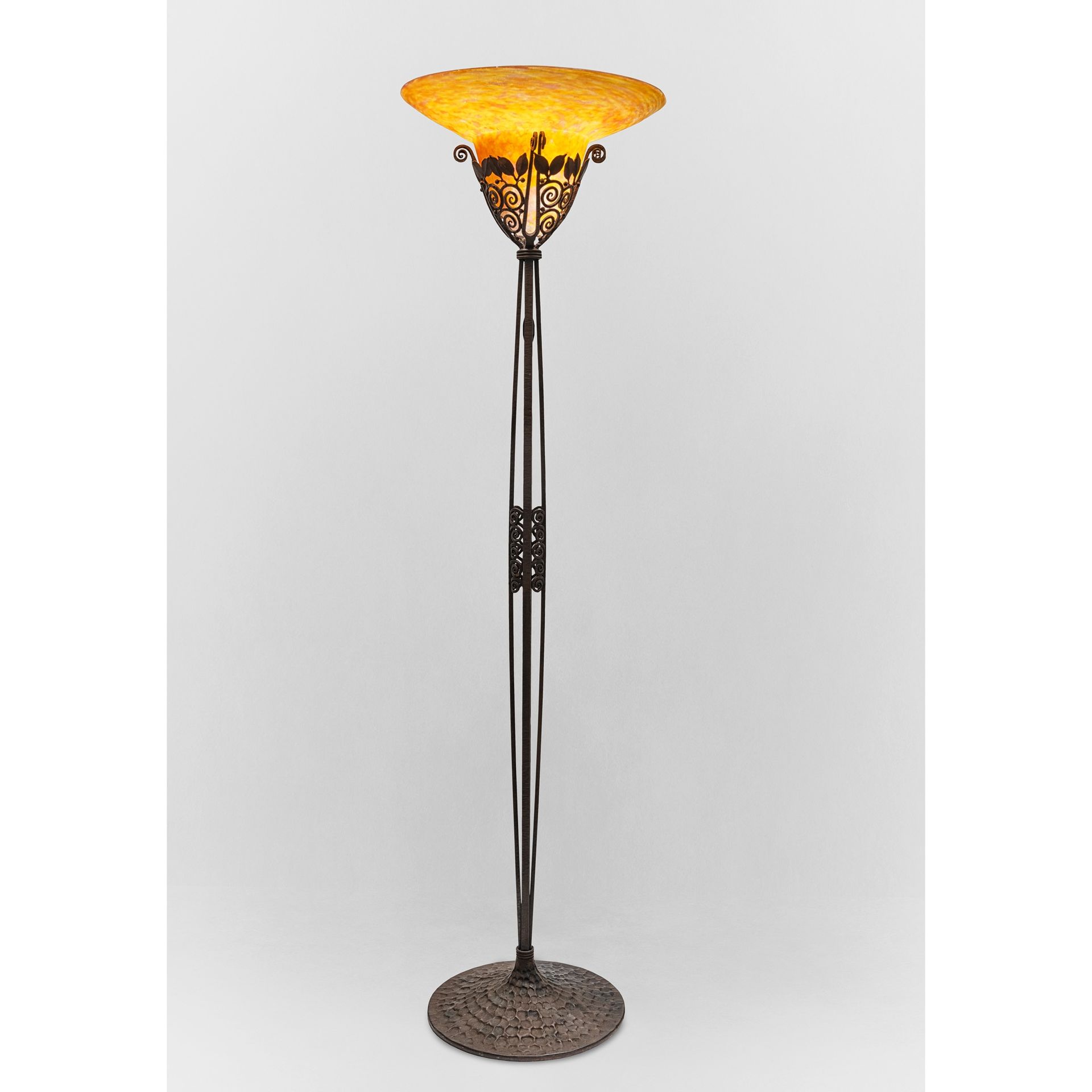 ‡ EDGAR BRANDT (1880-1960) 'SIMPLICITÉ' FLOOR LAMP, CIRCA 1925 wrought iron, wit&hellip;