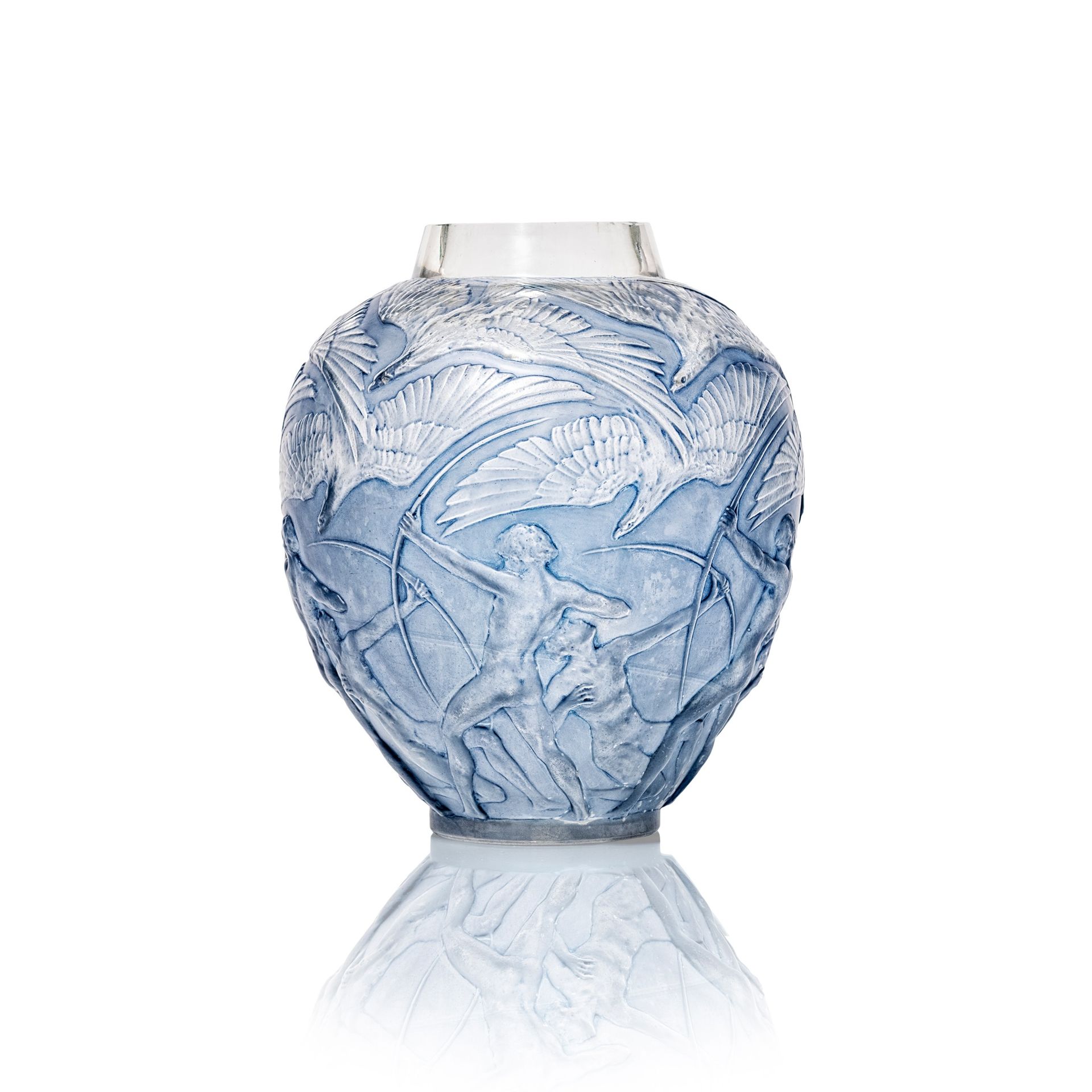 ‡ René Lalique (French 1860-1945) Archers Vase, No. 893 
Entwurf 1921, klar, mat&hellip;