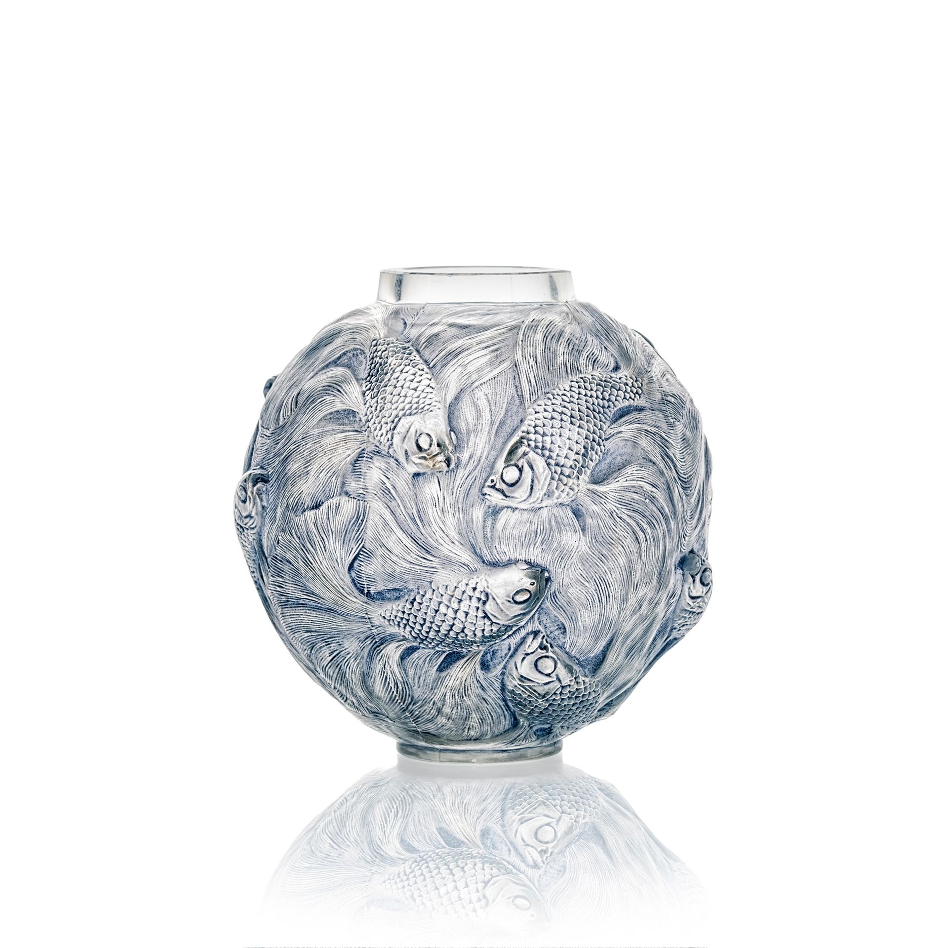 ‡ René Lalique (French 1860-1945) Formose Vase, No. 934 
设计 1924年，透明，磨砂和蓝色染色的凹版画&hellip;