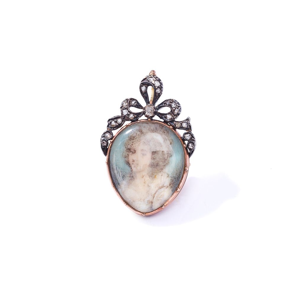 A mid-19th century diamond-set portrait miniature pendant/brooch Le médaillon ém&hellip;