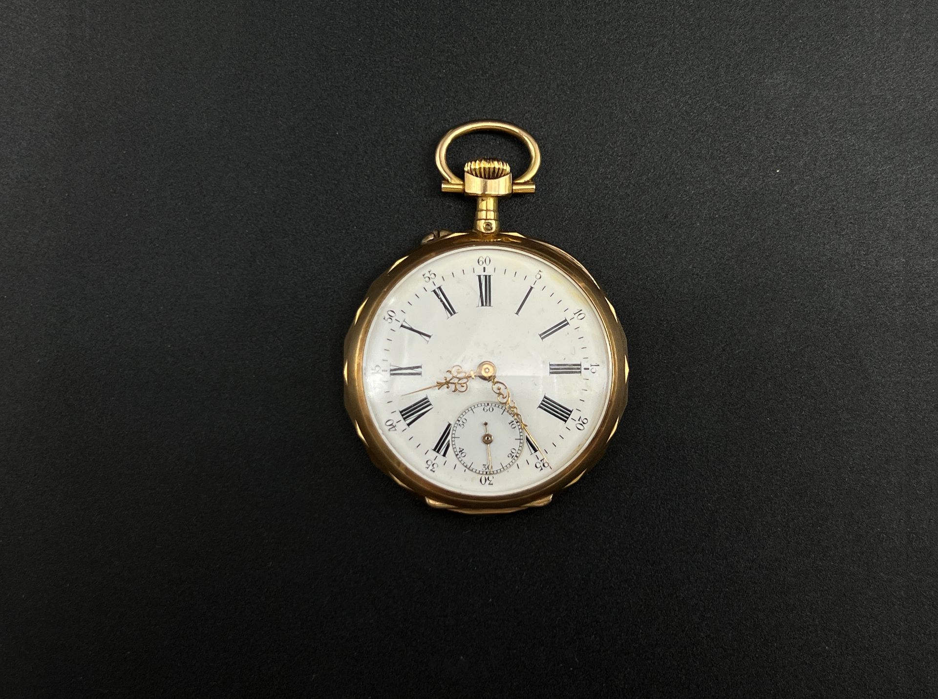 Null Pocket watch in yellow gold (750).

Dial with white background, Roman numer&hellip;