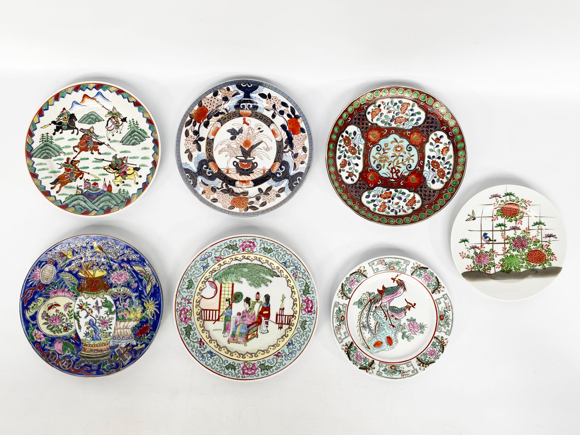 Null JAPON ET CHINE,XXème siècle

Ensemble 7 assiettes en porcelaine à décor pol&hellip;