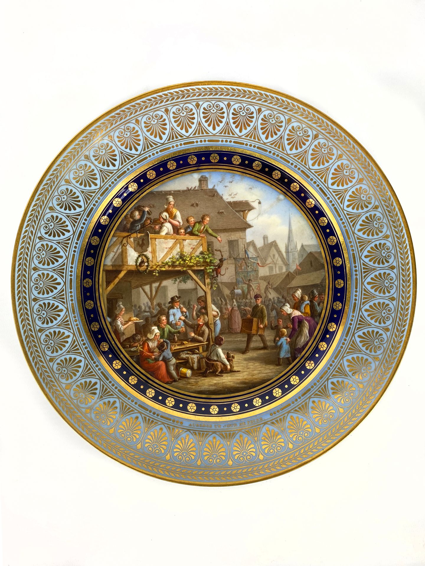 Null RARE PLATE IN SÈVRES PORCELAIN FROM THE "SERVICE AGRONOMIQUE

With polychro&hellip;