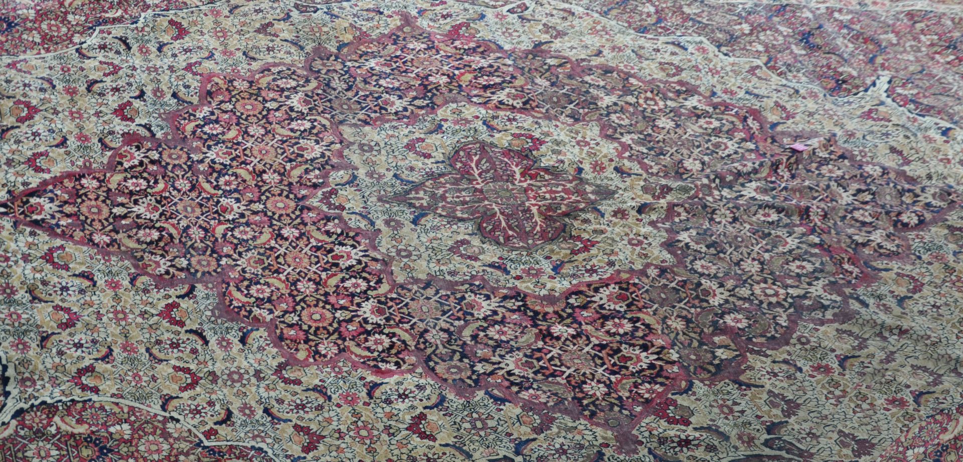 Null 19世纪末

基德曼的地毯。

长：5.5米

l.: 3,7 m