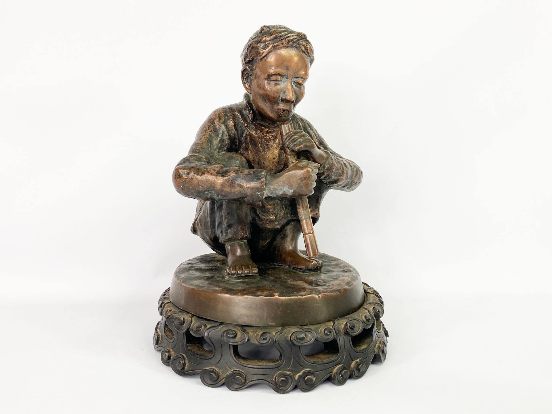 Null ASIA, 20th century
Crouching opium smoker.
Proof in patinated metal.
On a c&hellip;