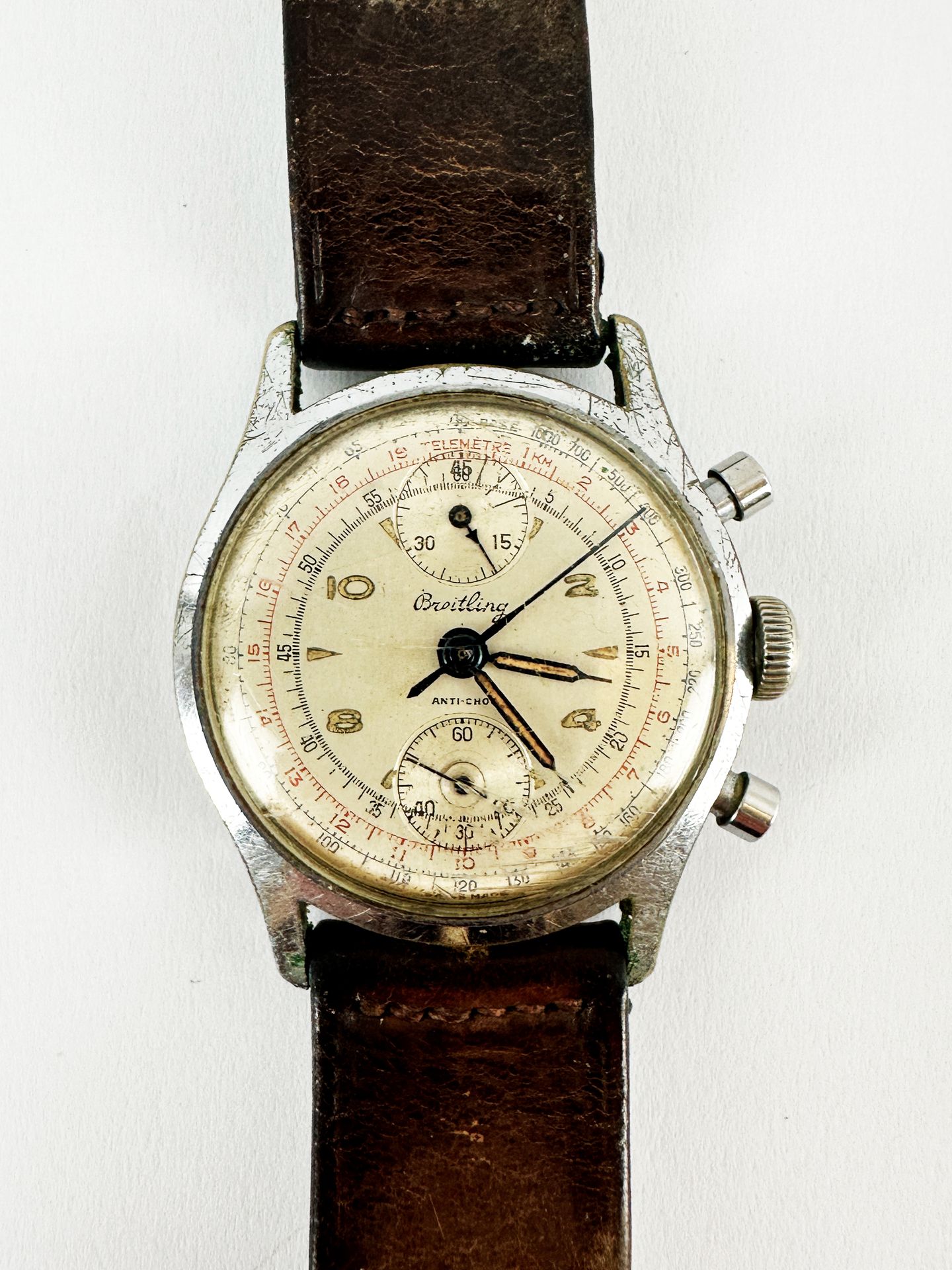 Null BREITLING
Montre bracelet chronographe en métal chromé, cadran argenté, pet&hellip;