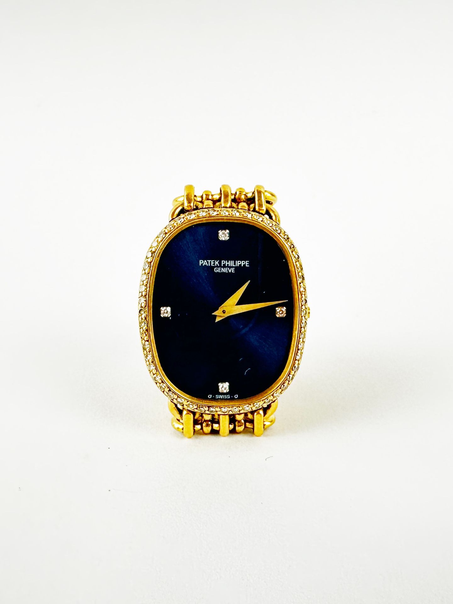 Null PATEK PHILLIPE ELLIPSE
Reloj de brazalete de oro de 18 quilates (750 milési&hellip;