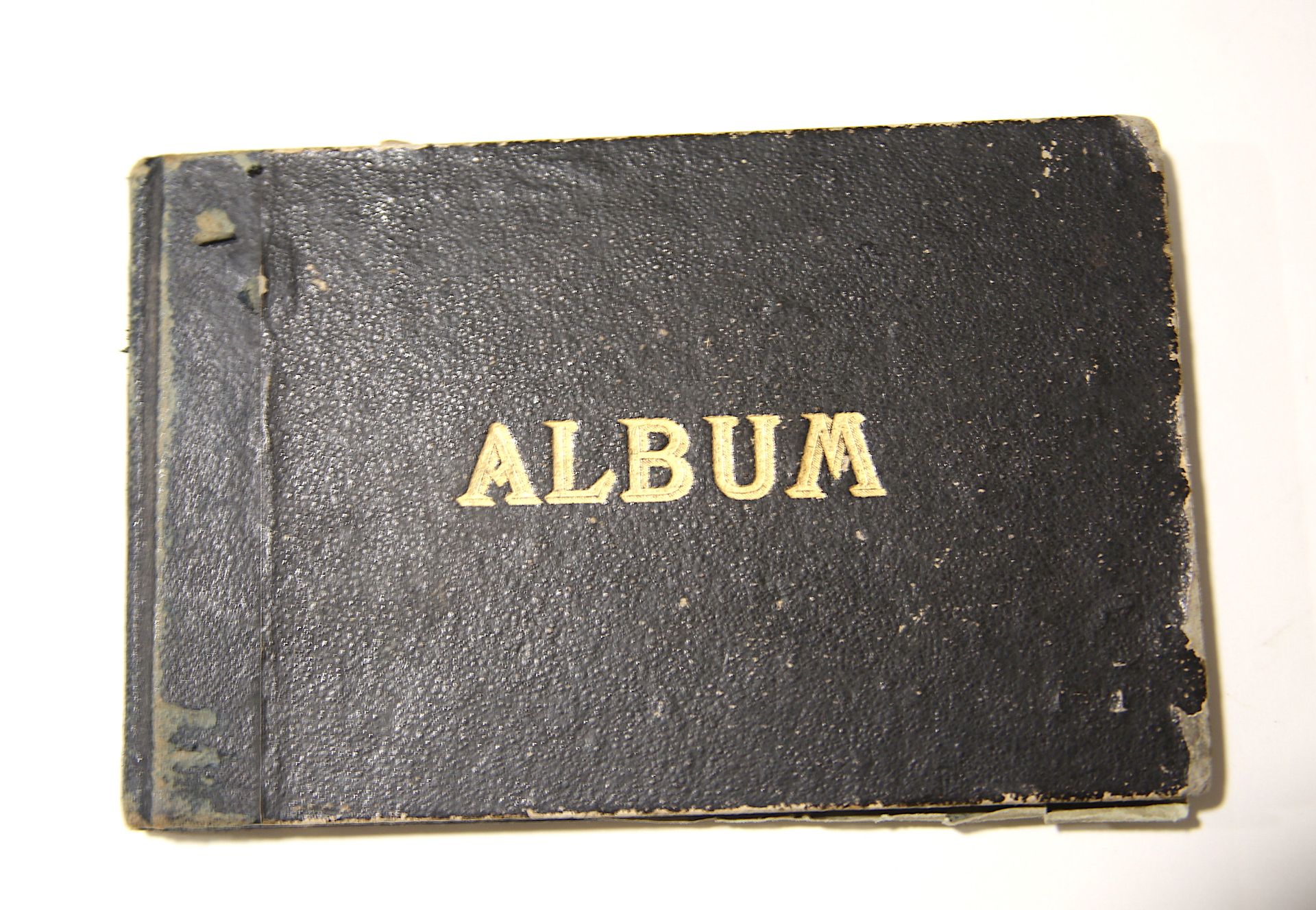 Null 
A notebook / Album percaline cardboard (end of XIXth century) presenting 1&hellip;