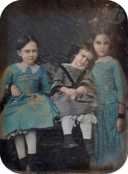 Null Daguerréotypiste non identifié
Trois fillettes, c. 1850.
Daguerréotype colo&hellip;