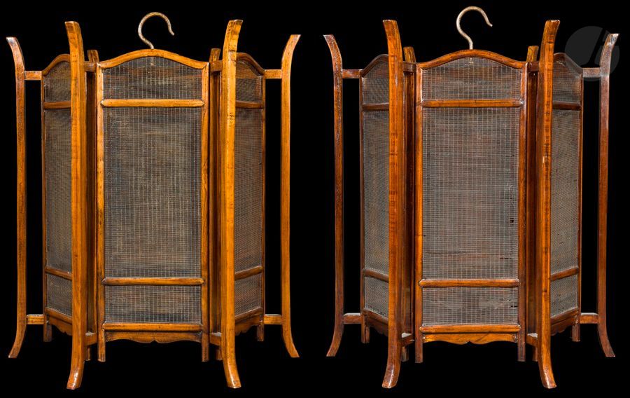Null CHINE - XXe siècle
Paire de lanternes hexagonales en bois à six panneaux tr&hellip;